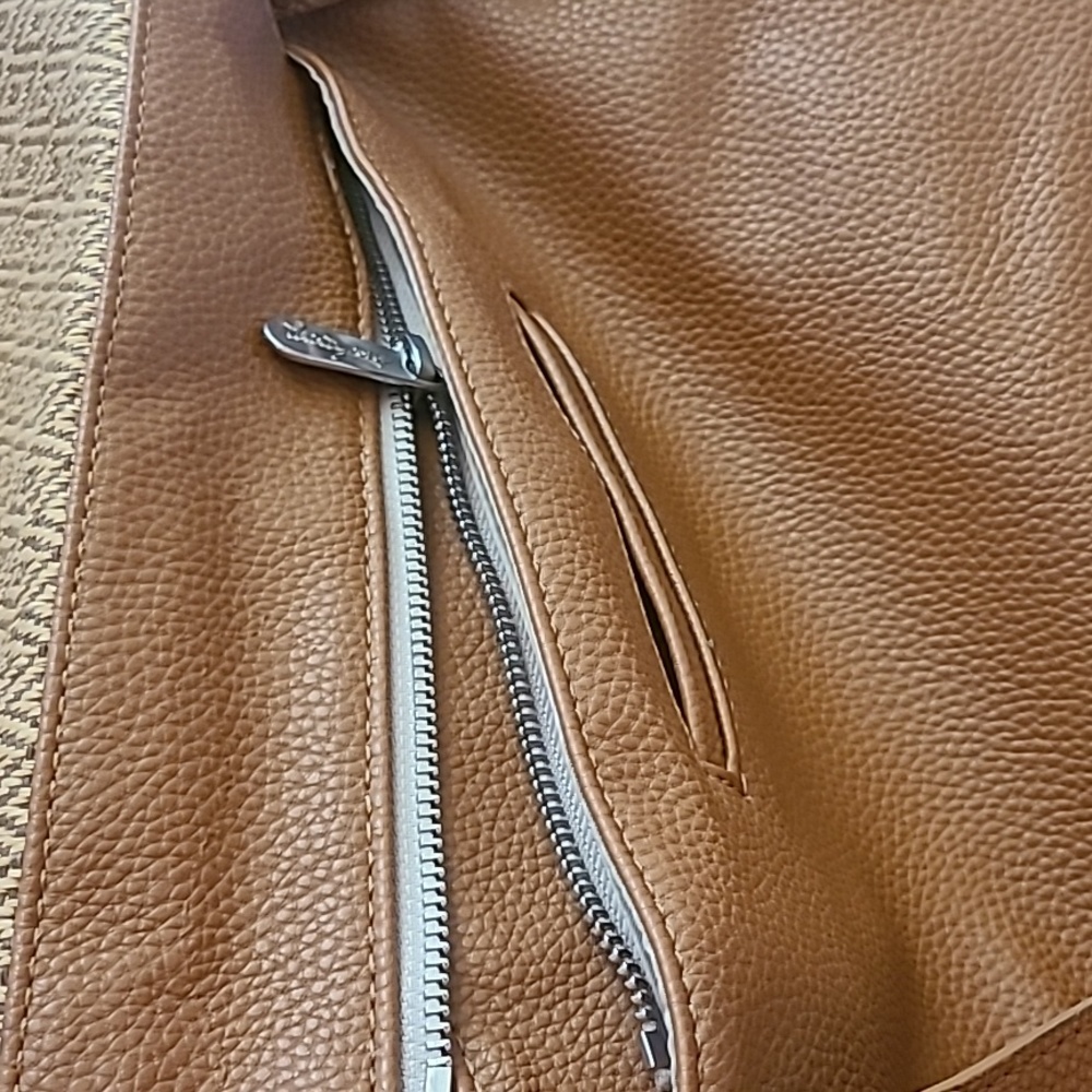 Purse - Picture 7 of 7